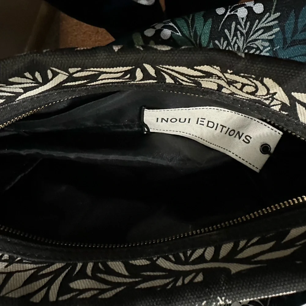 Cheetah make up bag from France - Picture 3 of 4